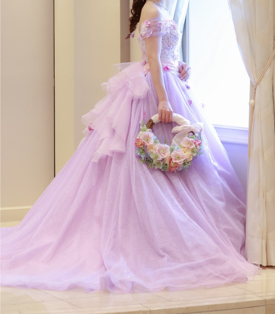 神崎さんのカラードレスの写真