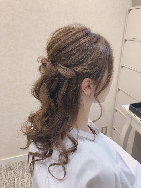 lalaさんのヘアメイクの写真