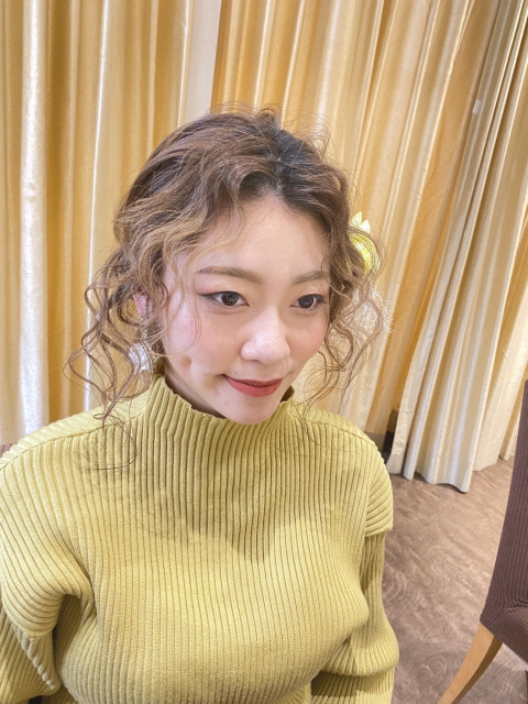 こなきさんのヘアメイクの写真