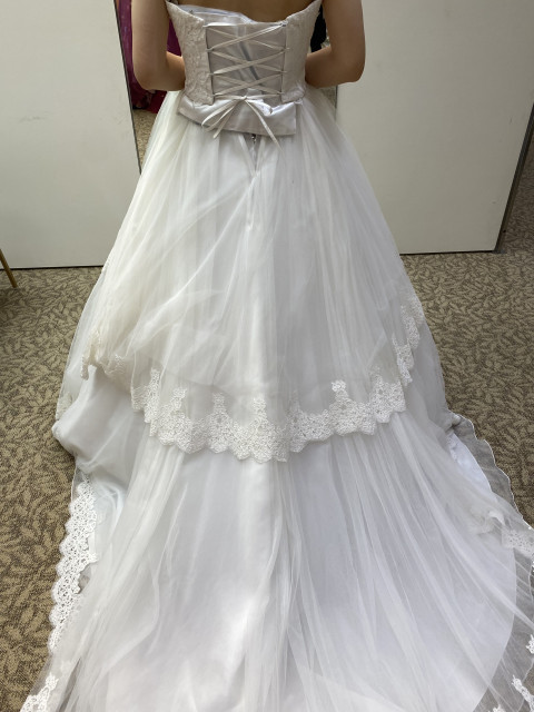 ミホさんのウエディングドレスの写真