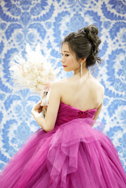 Kumiさんのカラードレスの写真