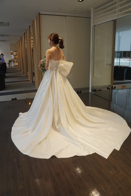 ひいさんのウエディングドレスの写真