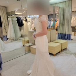 サカキさんのウエディングドレスの写真