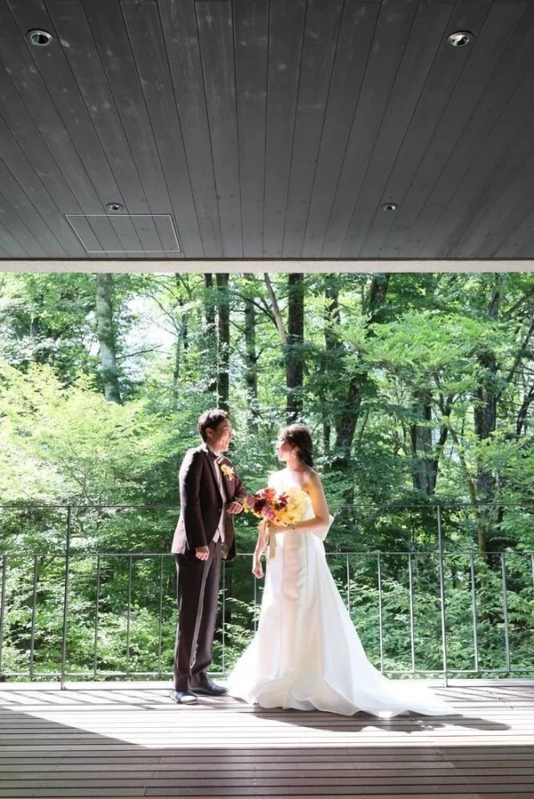 新緑の軽井沢で家族と過ごすwedding day－RIMIさんの挙式・披露宴