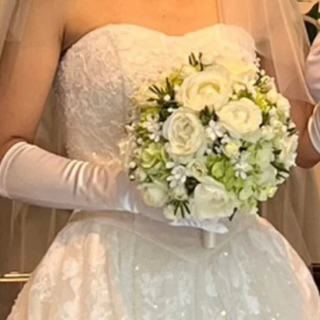 はなちゃんさんのウエディングドレス