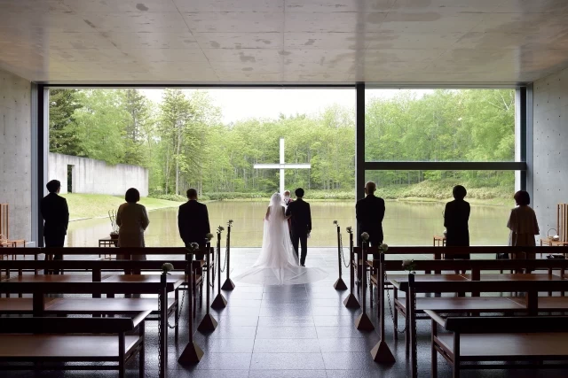 星野リゾート トマム 水の教会の結婚式レポート（ハナレポ）【ウエディングパーク】