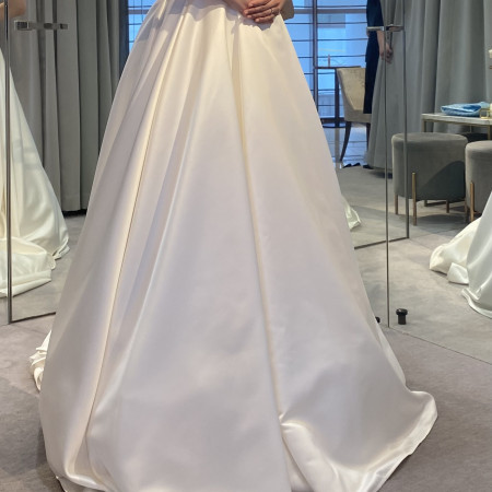 こんちゃんさんのウエディングドレス