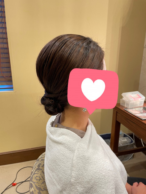 鈴花さんのヘアメイクの写真