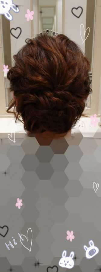 瑠華さんのヘアメイクの写真