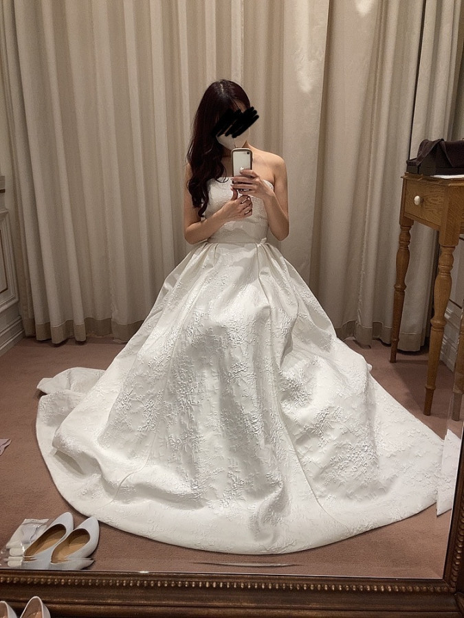 ぱるさんのウエディングドレスの写真