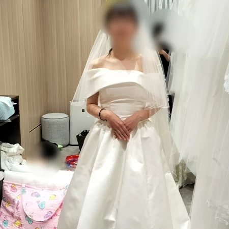 なぁじゃさんのウエディングドレス