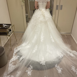 ちろるさんのウエディングドレスの写真