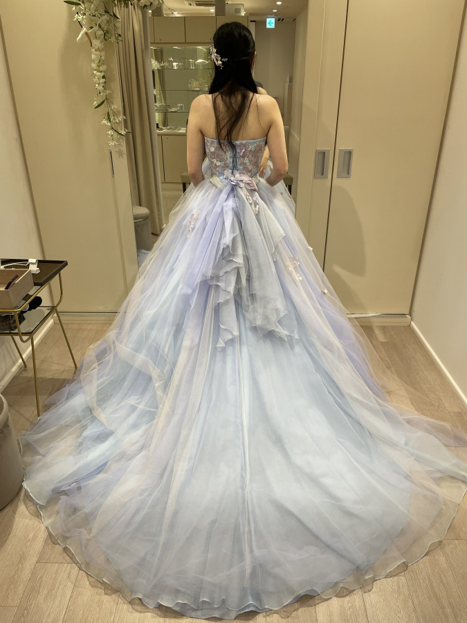 ちろるさんのカラードレスの写真