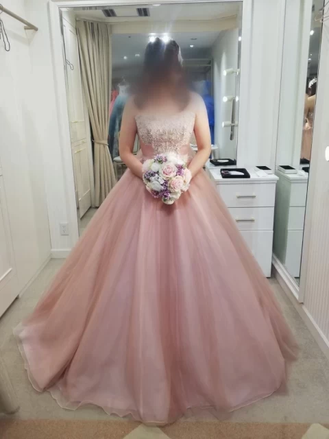 ぴょんさんのカラードレスの写真