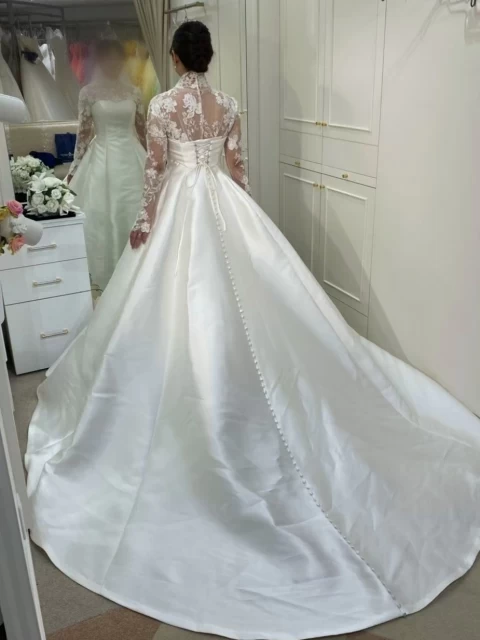 ぴょんさんのウエディングドレスの写真