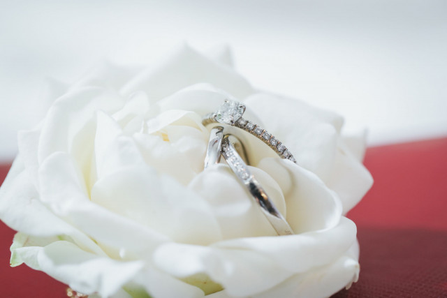 ひろみさんの婚約指輪の写真