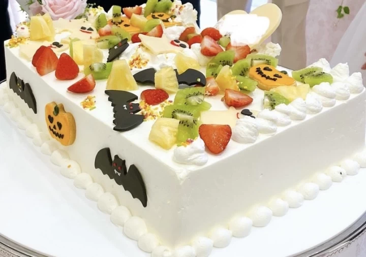 ミッフィーさんのウエディングケーキの写真