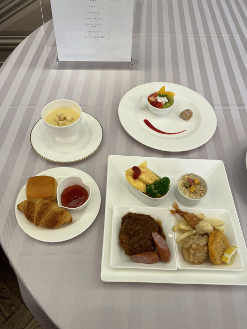 ミッフィーさんの料理・ドリンクメニューの写真