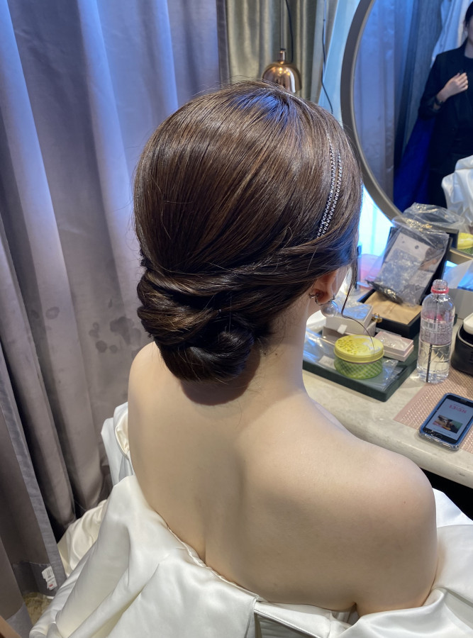 momoさんのヘアメイクの写真