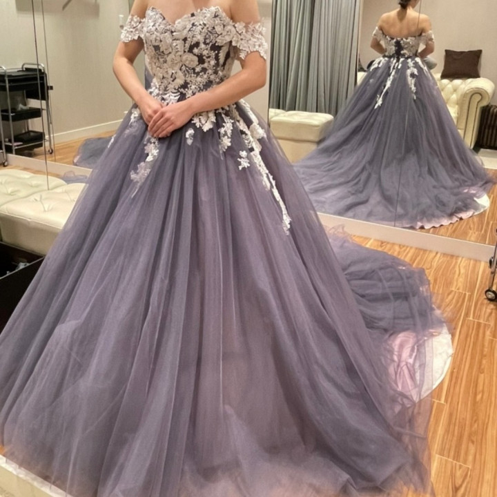 たそさんのカラードレスの写真