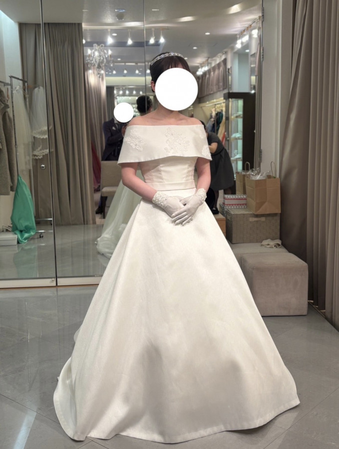 ネコの名前はえんさんのウエディングドレスの写真