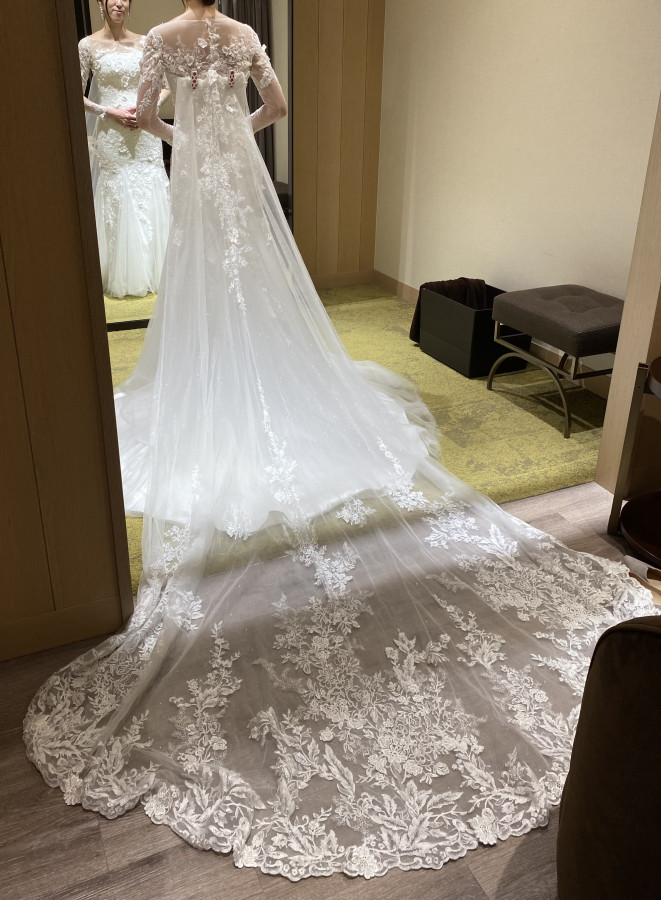 りぃこさんのウエディングドレスの写真