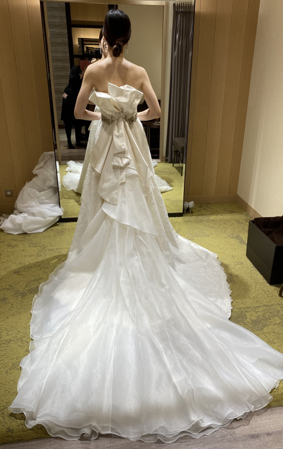 りぃこさんのウエディングドレスの写真