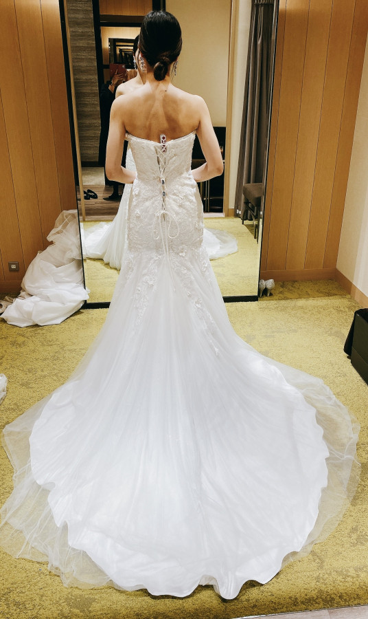 りぃこさんのウエディングドレスの写真