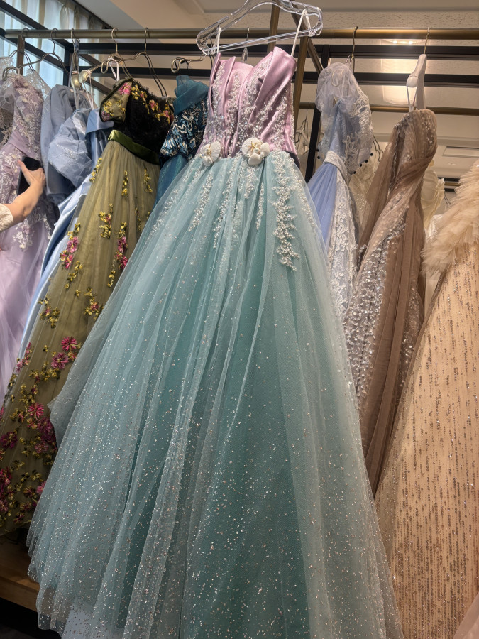 みさんのカラードレスの写真