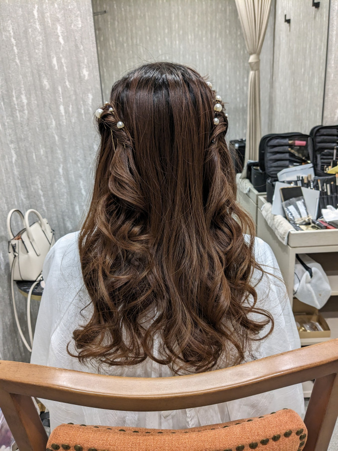 AKさんのヘアメイクの写真