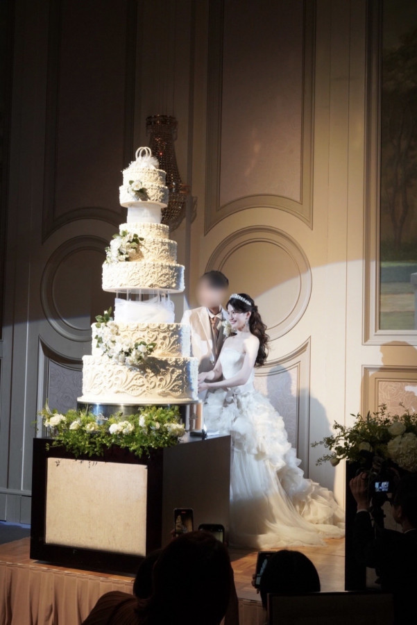 【White × Green】Luxury Parisian Wedding