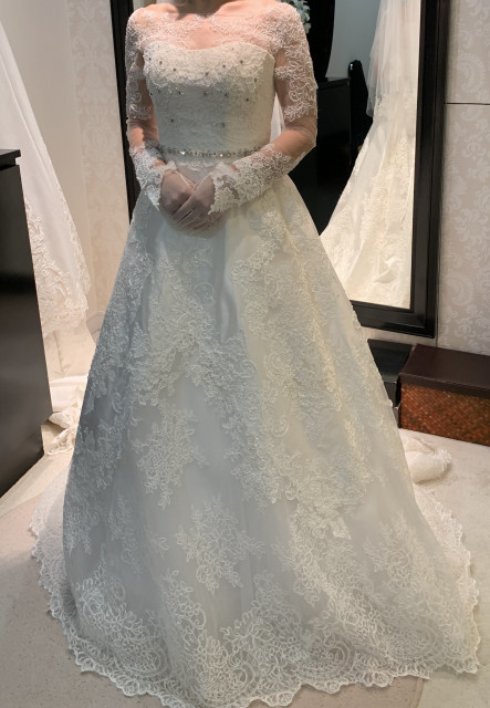 あつりんごさんのウエディングドレスの写真