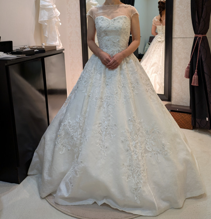 あつりんごさんのウエディングドレスの写真