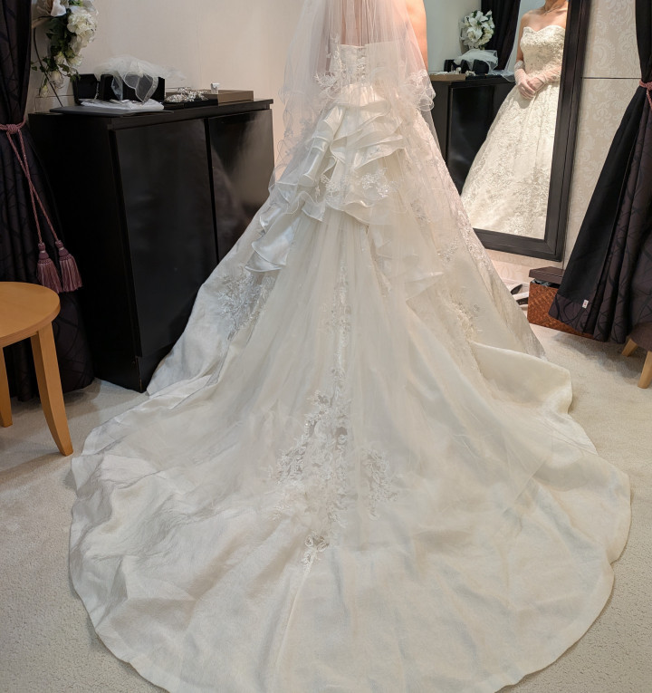 あつりんごさんのウエディングドレスの写真