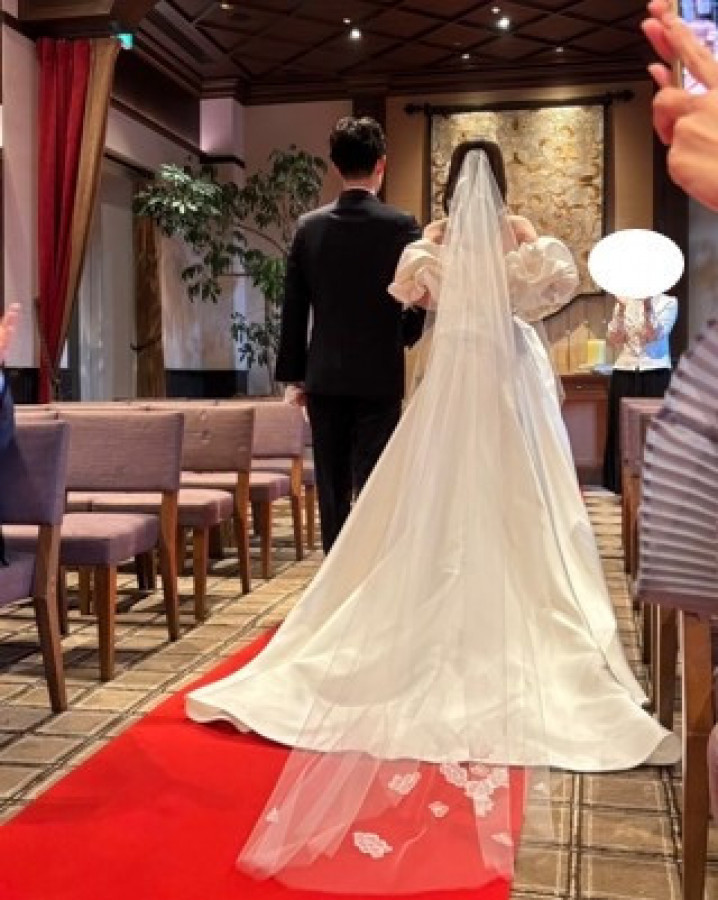 クラシカルな洋館で、温かい結婚式