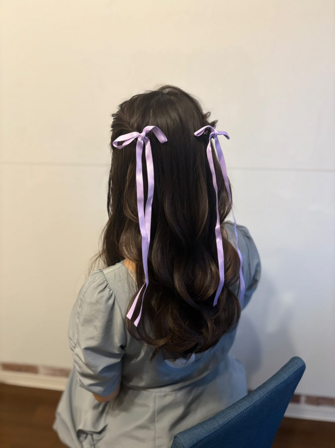 まいまいさんのヘアメイクの写真
