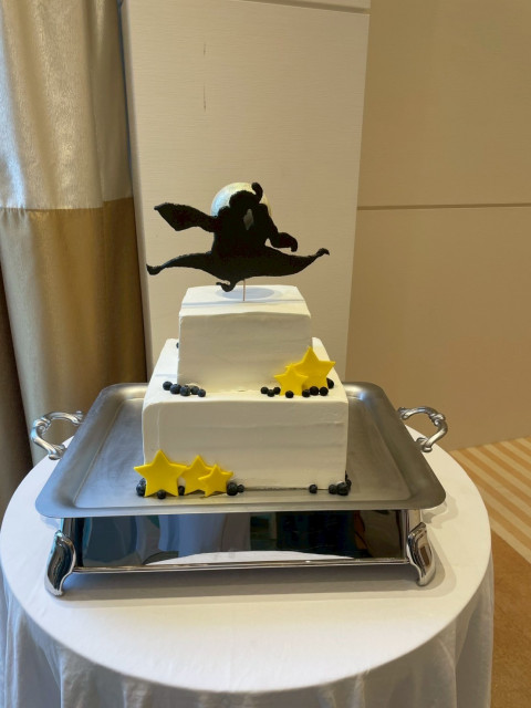 ぷんさんのウエディングケーキの写真