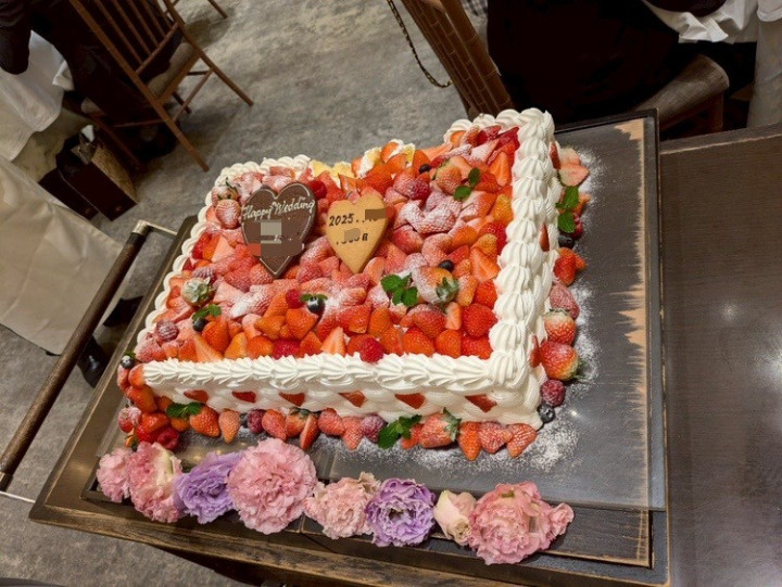 ちーさんのウエディングケーキの写真