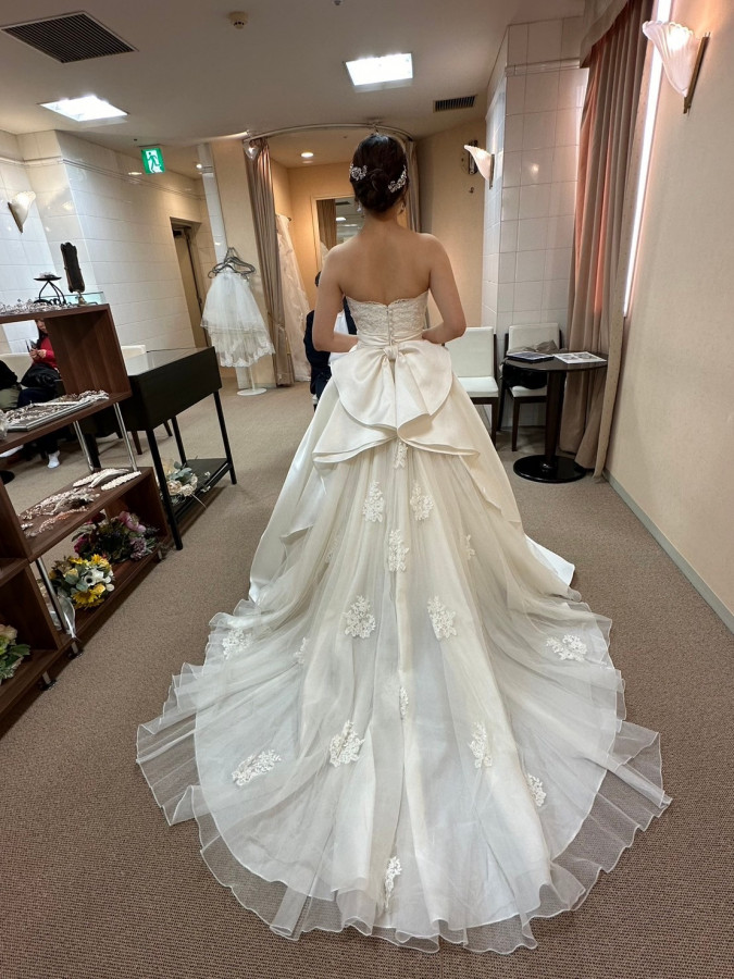 あざらしさんのウエディングドレスの写真