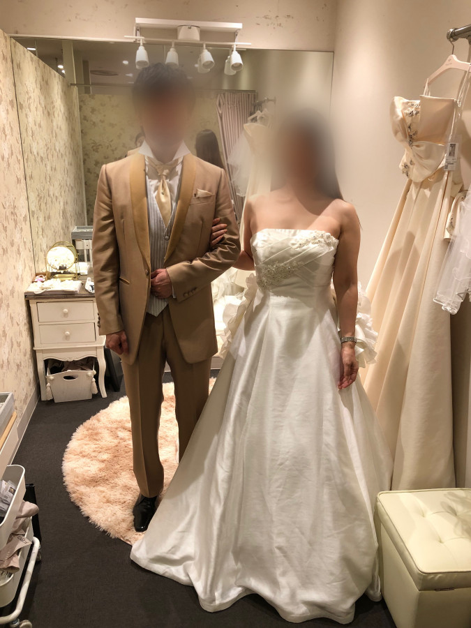 もえさんのウエディングドレスの写真