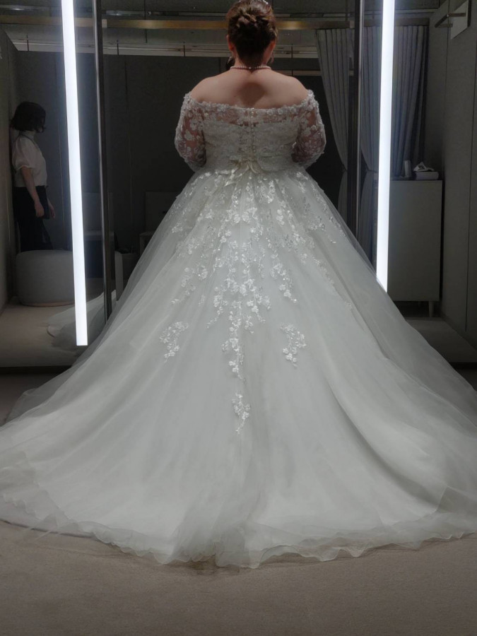 アユさんさんのウエディングドレスの写真