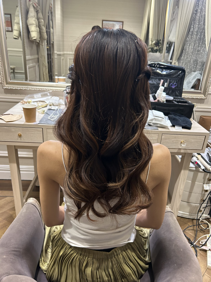 ゆうかさんのヘアメイクの写真