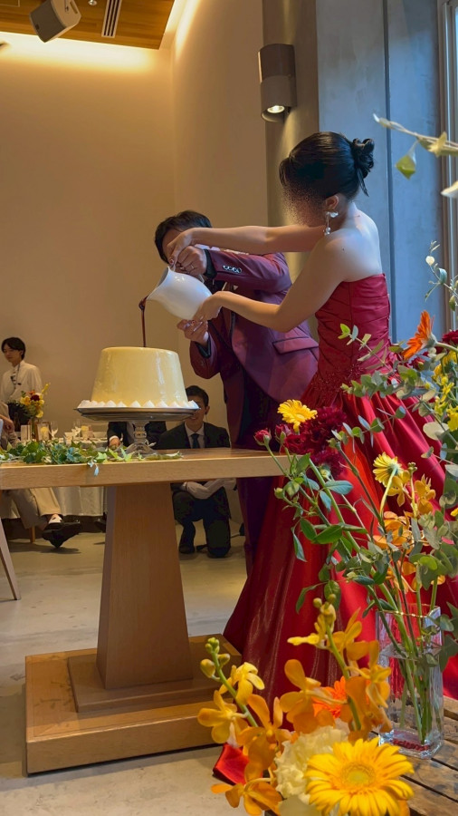 まゆさんのウエディングケーキの写真