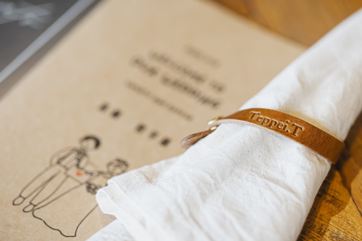 サクさんの席次表・メニュー表の写真