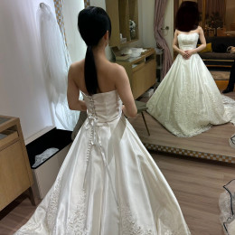 ぱんださんのウエディングドレスの写真