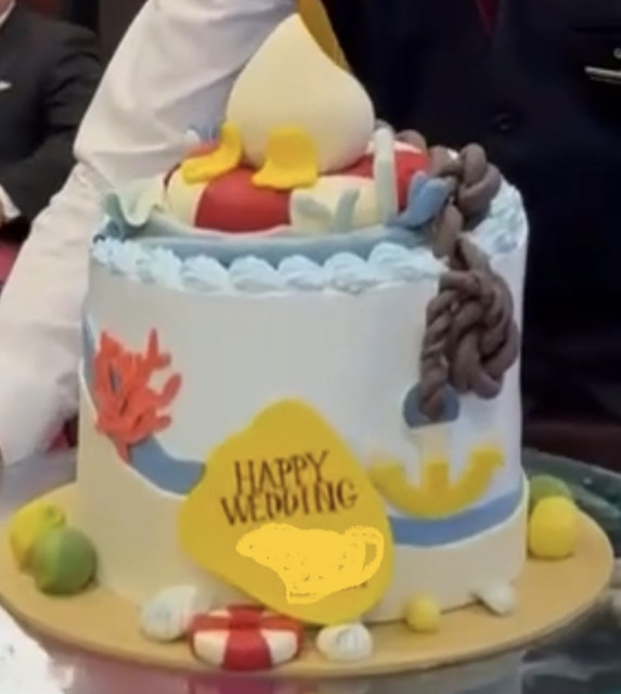 ももさんのウエディングケーキの写真