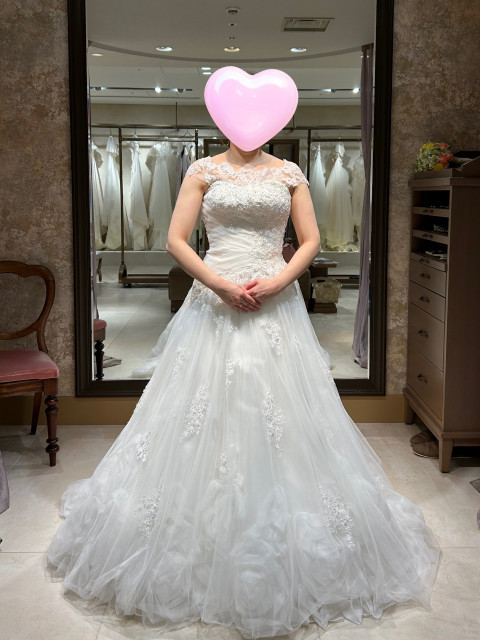 ホワイトリリーさんのウエディングドレスの写真