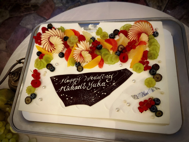 ホワイトリリーさんのウエディングケーキの写真