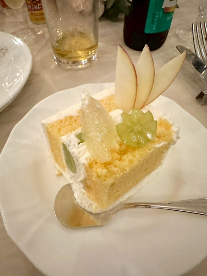 ホワイトリリーさんのウエディングケーキの写真