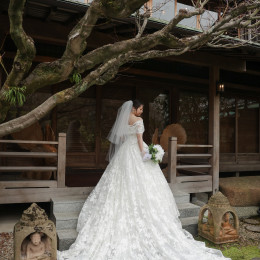 あかりさんのウエディングドレスの写真